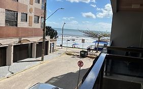 Pé na Areia - localização imbatível a 20m do Mar